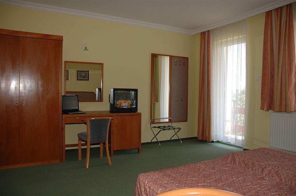 Apartment Pension Rideg Hévíz Exterior foto